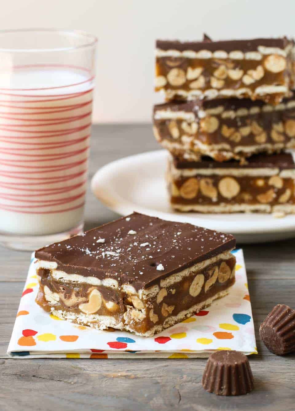 Chocolate Caramel Peanut Bars Garnish with Lemon