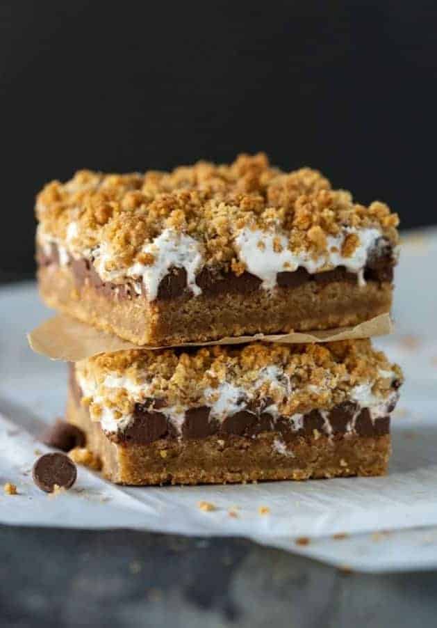 Gooey Baked S'mores Bars Recipe - Garnish with Lemon