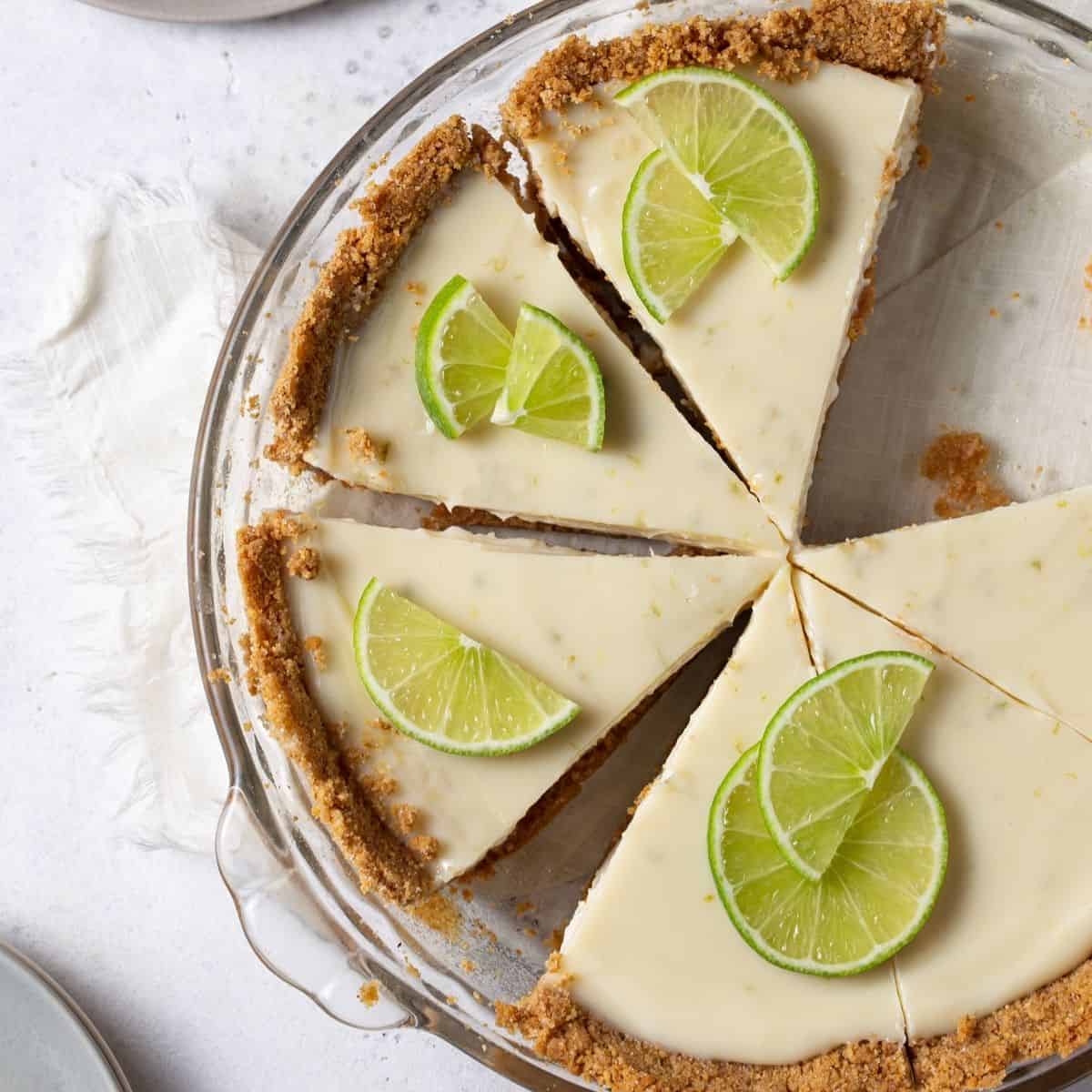Easy Key Lime Pie Recipe (only 5 ingredients!) - Garnish with Lemon