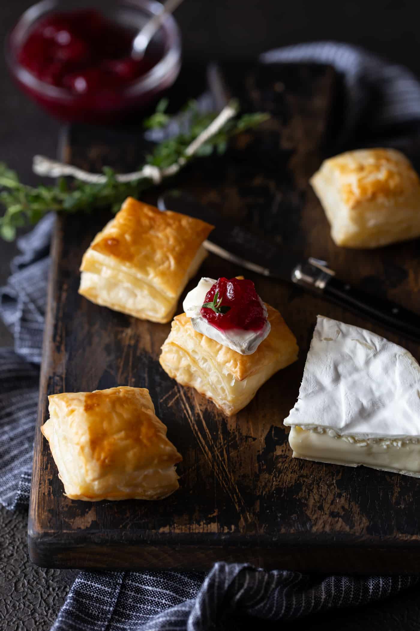 Cranberry Brie Bites (only 4 ingredients!) - Garnish with Lemon