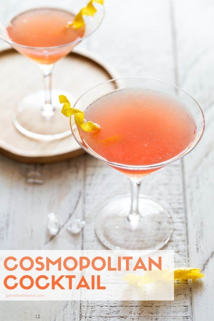 A glass of Martini and Cosmopolitan.