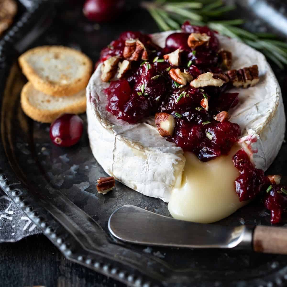 How to bake brie