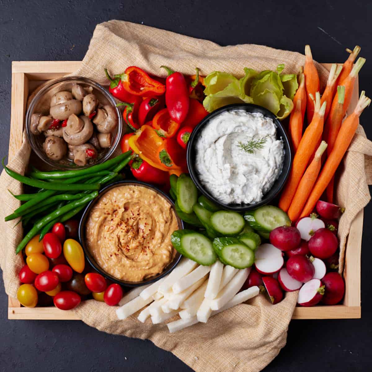 The Best Veggie Tray - Dinner at the Zoo