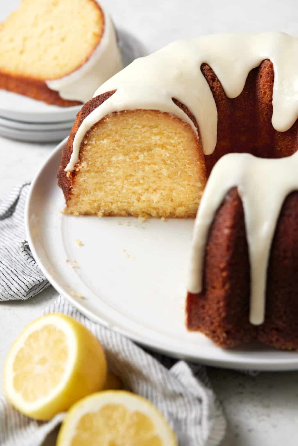 Lemonade Bundt Cake - Garnish with Lemon
