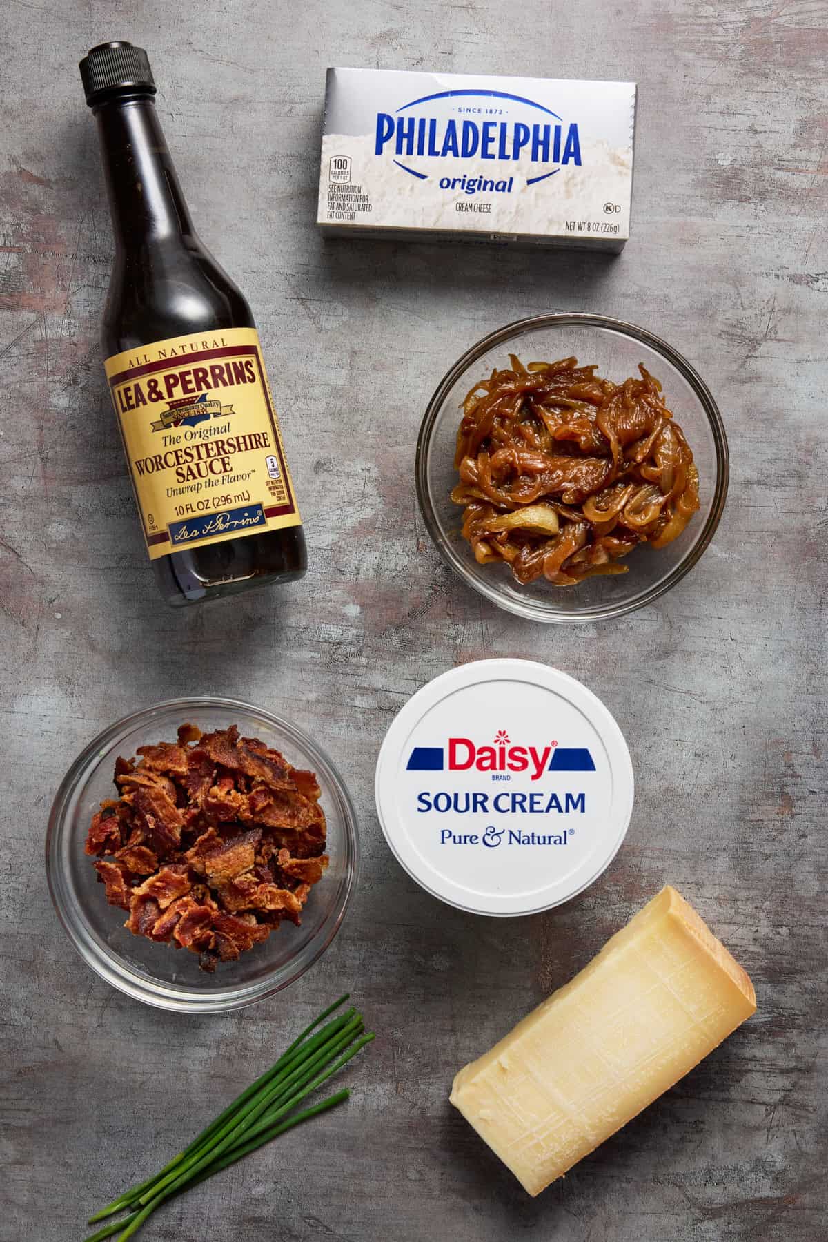 Ingredients need to make cheesy onion dip.