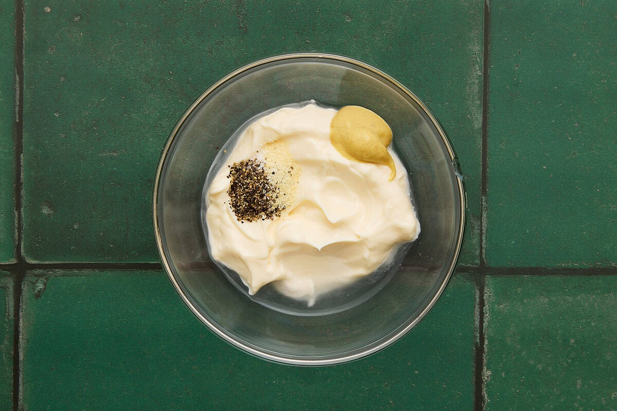 Mayo, dijon mustard, garlic powder, salt and pepper in small bowl.